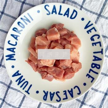 干炸里脊肉段怎么做，干炸里脊肉段怎么做好吃，干炸里脊肉段做法
