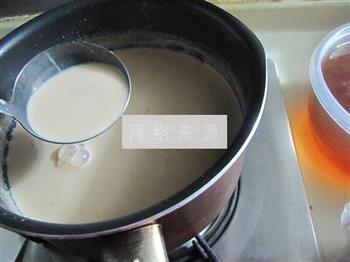奶茶白凉粉怎么做，奶茶白凉粉怎么做好吃，奶茶白凉粉做法