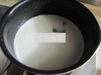 奶茶白凉粉怎么做，奶茶白凉粉怎么做好吃，奶茶白凉粉做法