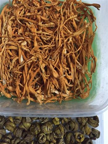 虫草花石斛瘦肉汤怎么做，虫草花石斛瘦肉汤怎么做好吃，虫草花石斛瘦肉汤做法