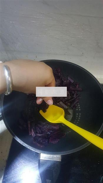 蜂蜜紫薯条怎么做，蜂蜜紫薯条怎么做好吃，蜂蜜紫薯条做法