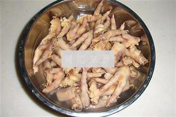 泡椒鸡爪怎么做，泡椒鸡爪怎么做好吃，泡椒鸡爪做法