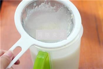 豆浆冷面怎么做，豆浆冷面怎么做好吃，豆浆冷面做法