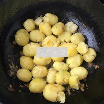 香辣香草小土豆怎么做，香辣香草小土豆怎么做好吃，香辣香草小土豆做法
