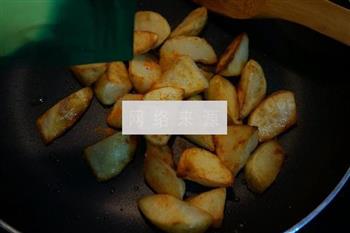 奥尔良煎薯角怎么做，奥尔良煎薯角怎么做好吃，奥尔良煎薯角做法