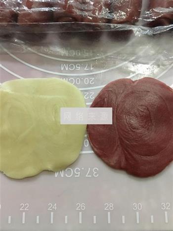 红曲椰蓉荷花酥怎么做，红曲椰蓉荷花酥怎么做好吃，红曲椰蓉荷花酥做法