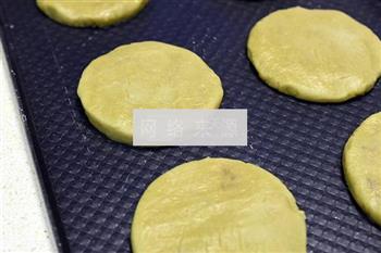 荞麦鲜花饼怎么做，荞麦鲜花饼怎么做好吃，荞麦鲜花饼做法