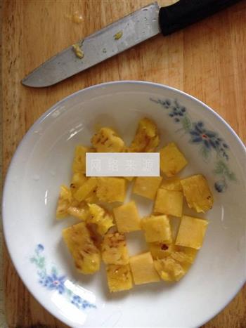 菠萝牛奶炖蛋怎么做，菠萝牛奶炖蛋怎么做好吃，菠萝牛奶炖蛋做法
