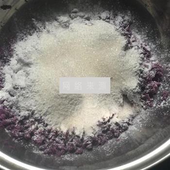 紫薯煎饼怎么做，紫薯煎饼怎么做好吃，紫薯煎饼做法