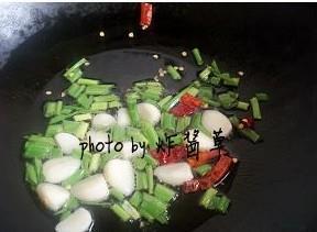 沙茶番茄炖牡蛎怎么做，沙茶番茄炖牡蛎怎么做好吃，沙茶番茄炖牡蛎做法