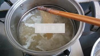 街头人气小吃酸辣粉怎么做，街头人气小吃酸辣粉怎么做好吃，街头人气小吃酸辣粉做法