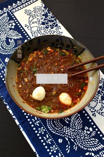 街头人气小吃酸辣粉怎么做，街头人气小吃酸辣粉怎么做好吃，街头人气小吃酸辣粉做法