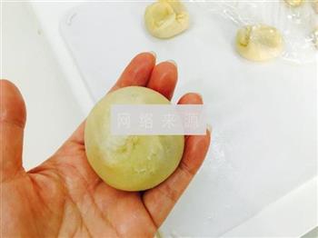 麻薯豆沙蛋黄酥怎么做，麻薯豆沙蛋黄酥怎么做好吃，麻薯豆沙蛋黄酥做法