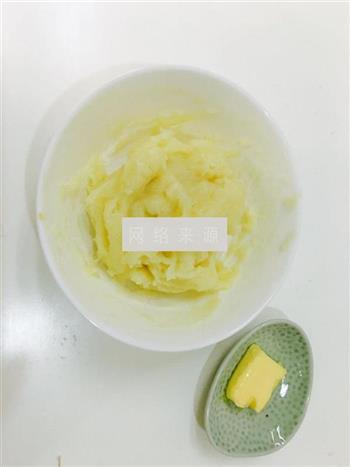 麻薯豆沙蛋黄酥怎么做，麻薯豆沙蛋黄酥怎么做好吃，麻薯豆沙蛋黄酥做法