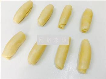 麻薯豆沙蛋黄酥怎么做，麻薯豆沙蛋黄酥怎么做好吃，麻薯豆沙蛋黄酥做法