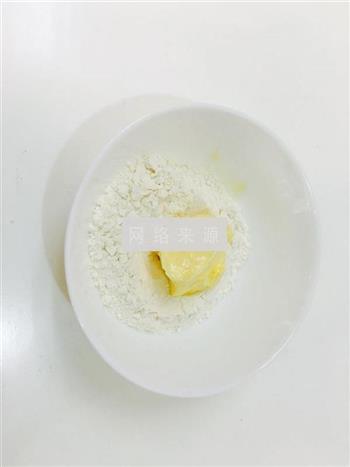 麻薯豆沙蛋黄酥怎么做，麻薯豆沙蛋黄酥怎么做好吃，麻薯豆沙蛋黄酥做法
