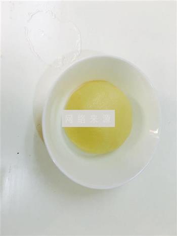 麻薯豆沙蛋黄酥怎么做，麻薯豆沙蛋黄酥怎么做好吃，麻薯豆沙蛋黄酥做法