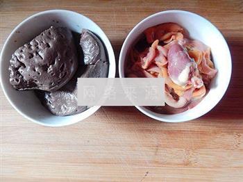 鸭杂米粉怎么做，鸭杂米粉怎么做好吃，鸭杂米粉做法