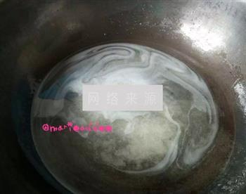 黑芝麻沙琪玛怎么做，黑芝麻沙琪玛怎么做好吃，黑芝麻沙琪玛做法