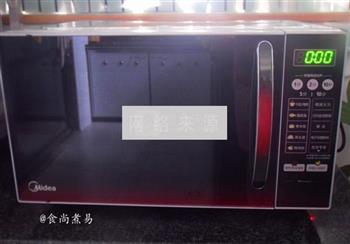 酱浇河粉怎么做，酱浇河粉怎么做好吃，酱浇河粉做法
