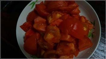 番茄牛肉蔬菜汤怎么做，番茄牛肉蔬菜汤怎么做好吃，番茄牛肉蔬菜汤做法