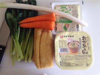 小松菜味噌汤怎么做，小松菜味噌汤怎么做好吃，小松菜味噌汤做法
