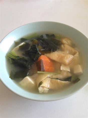 小松菜味噌汤怎么做，小松菜味噌汤怎么做好吃，小松菜味噌汤做法