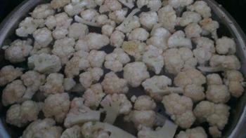 干锅花菜怎么做，干锅花菜怎么做好吃，干锅花菜做法