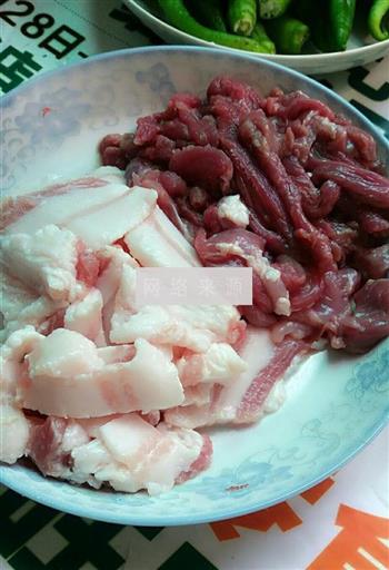 尖椒五花肉怎么做，尖椒五花肉怎么做好吃，尖椒五花肉做法