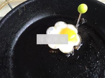菠菜香菇鸡汤米粉怎么做，菠菜香菇鸡汤米粉怎么做好吃，菠菜香菇鸡汤米粉做法