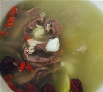 西洋参猪心汤怎么做，西洋参猪心汤怎么做好吃，西洋参猪心汤做法