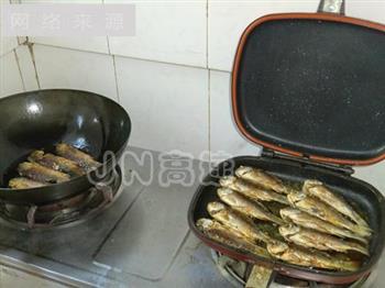 麻辣小酥鱼怎么做，麻辣小酥鱼怎么做好吃，麻辣小酥鱼做法