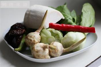 清炒杂蔬怎么做，清炒杂蔬怎么做好吃，清炒杂蔬做法