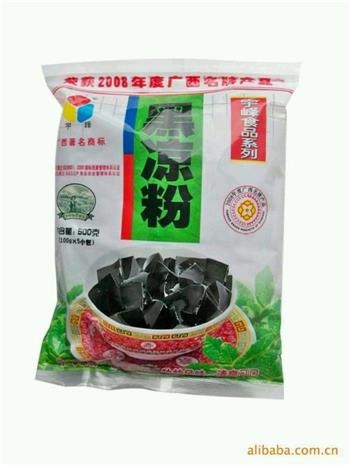 桂花蜜凉粉怎么做，桂花蜜凉粉怎么做好吃，桂花蜜凉粉做法