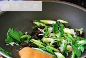 豆豉青蒜炒三丝怎么做，豆豉青蒜炒三丝怎么做好吃，豆豉青蒜炒三丝做法