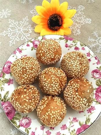 炸芝麻球怎么做，炸芝麻球怎么做好吃，炸芝麻球做法