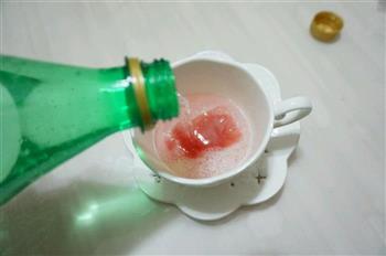 西瓜汽水怎么做，西瓜汽水怎么做好吃，西瓜汽水做法