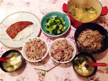 日本味噌汤-miso汤快速做法怎么做，日本味噌汤-miso汤快速做法怎么做好吃，日本味噌汤-miso汤快速做法做法