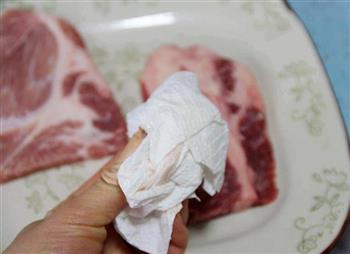 嫩煎牛排佐杂蔬怎么做，嫩煎牛排佐杂蔬怎么做好吃，嫩煎牛排佐杂蔬做法