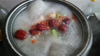香菇山药枸杞花生红枣怎么做，香菇山药枸杞花生红枣怎么做好吃，香菇山药枸杞花生红枣做法