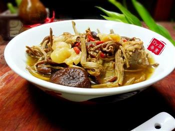 茶树菇排骨养生汤怎么做，茶树菇排骨养生汤怎么做好吃，茶树菇排骨养生汤做法
