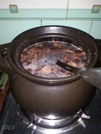 茶树菇排骨养生汤怎么做，茶树菇排骨养生汤怎么做好吃，茶树菇排骨养生汤做法