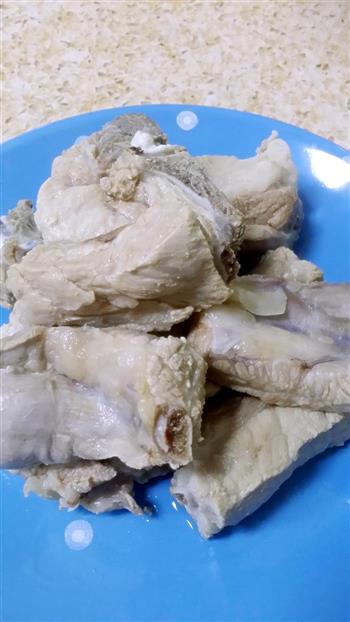 猴头菇排骨汤怎么做，猴头菇排骨汤怎么做好吃，猴头菇排骨汤做法