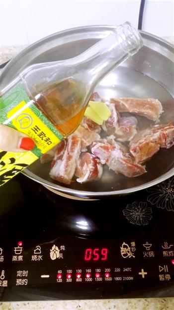 猴头菇排骨汤怎么做，猴头菇排骨汤怎么做好吃，猴头菇排骨汤做法