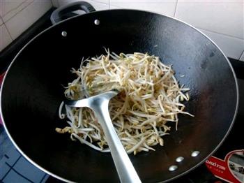 山西炒凉粉怎么做，山西炒凉粉怎么做好吃，山西炒凉粉做法