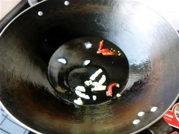 山西炒凉粉怎么做，山西炒凉粉怎么做好吃，山西炒凉粉做法