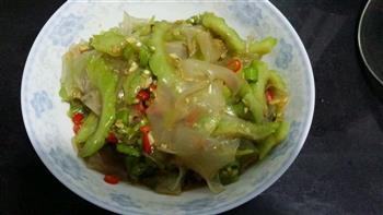 苦瓜拌粉皮怎么做，苦瓜拌粉皮怎么做好吃，苦瓜拌粉皮做法
