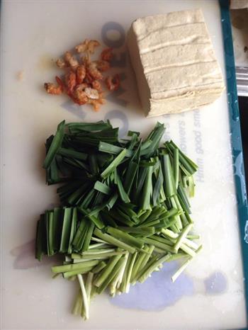 汤菜-韭菜海米咕嘟豆腐怎么做，汤菜-韭菜海米咕嘟豆腐怎么做好吃，汤菜-韭菜海米咕嘟豆腐做法