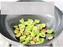 蚝油青椒茄子怎么做，蚝油青椒茄子怎么做好吃，蚝油青椒茄子做法