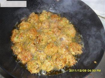 炸蔬菜丸子怎么做，炸蔬菜丸子怎么做好吃，炸蔬菜丸子做法